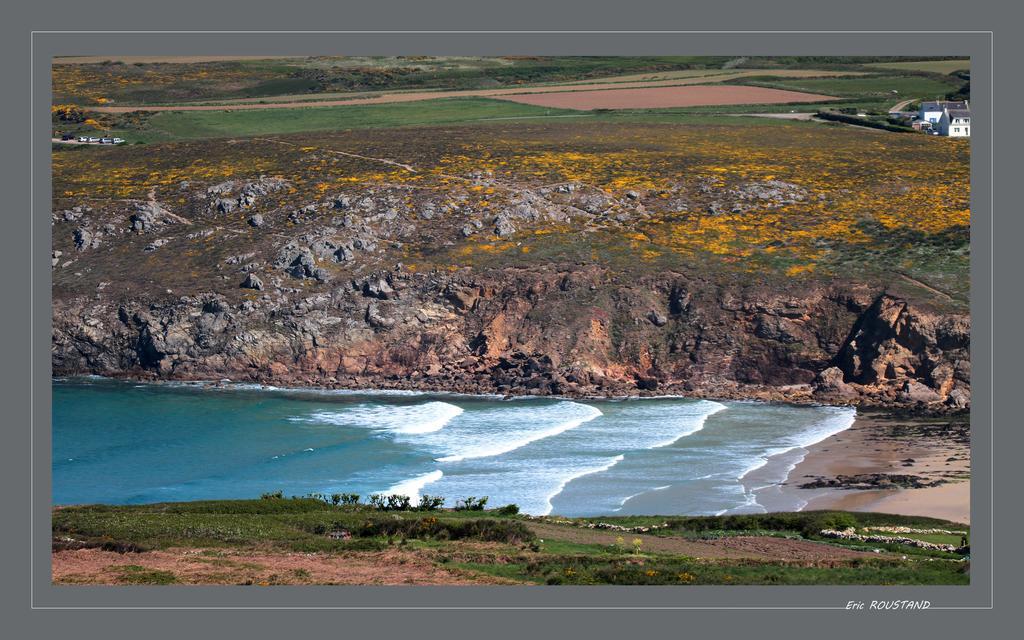 Hotel De La Baie Des Trepasses Plogoff Exteriör bild